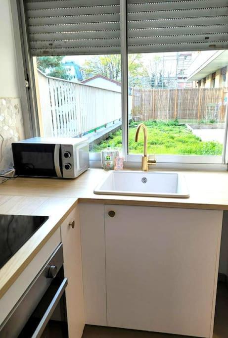La Cabane, Entierement Renove Decoration Soignee แว็งแซ็นน์ ภายนอก รูปภาพ